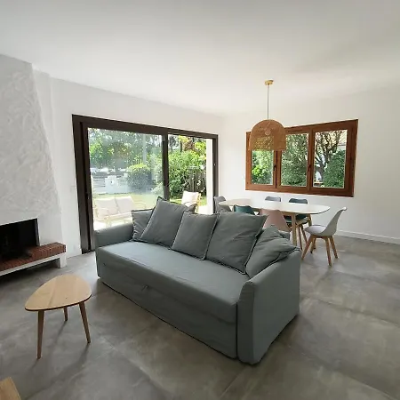 La Maison Des Rives De Saint Brice Holiday home